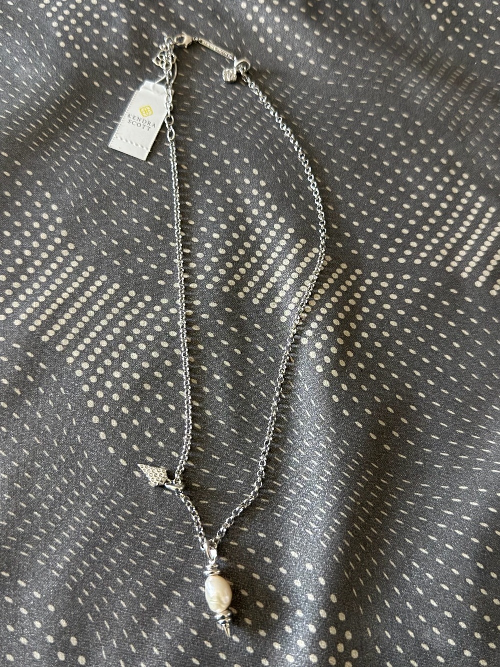 Kendra Scott Silver Chain Necklace with Pearl Pendant